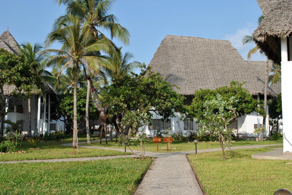 Kola Beach Resort Mambrui Εξωτερικό φωτογραφία